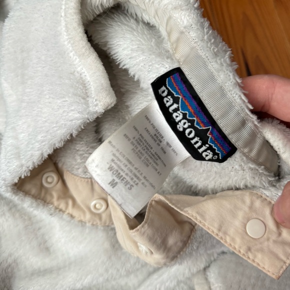 Patagonia quarter pullover cream hoodie - Picture 2 of 3